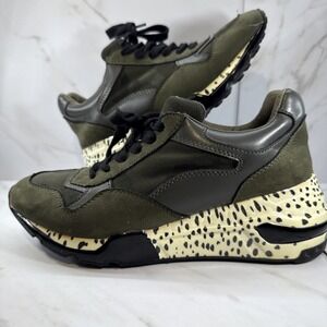 Steve Madden✨BENA✨Camo Print✨Size 7.5✨ Platform Sneakers
